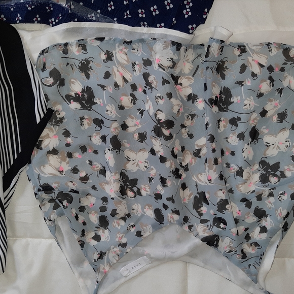 Flowy Printed Bundle - Picture 5 of 6